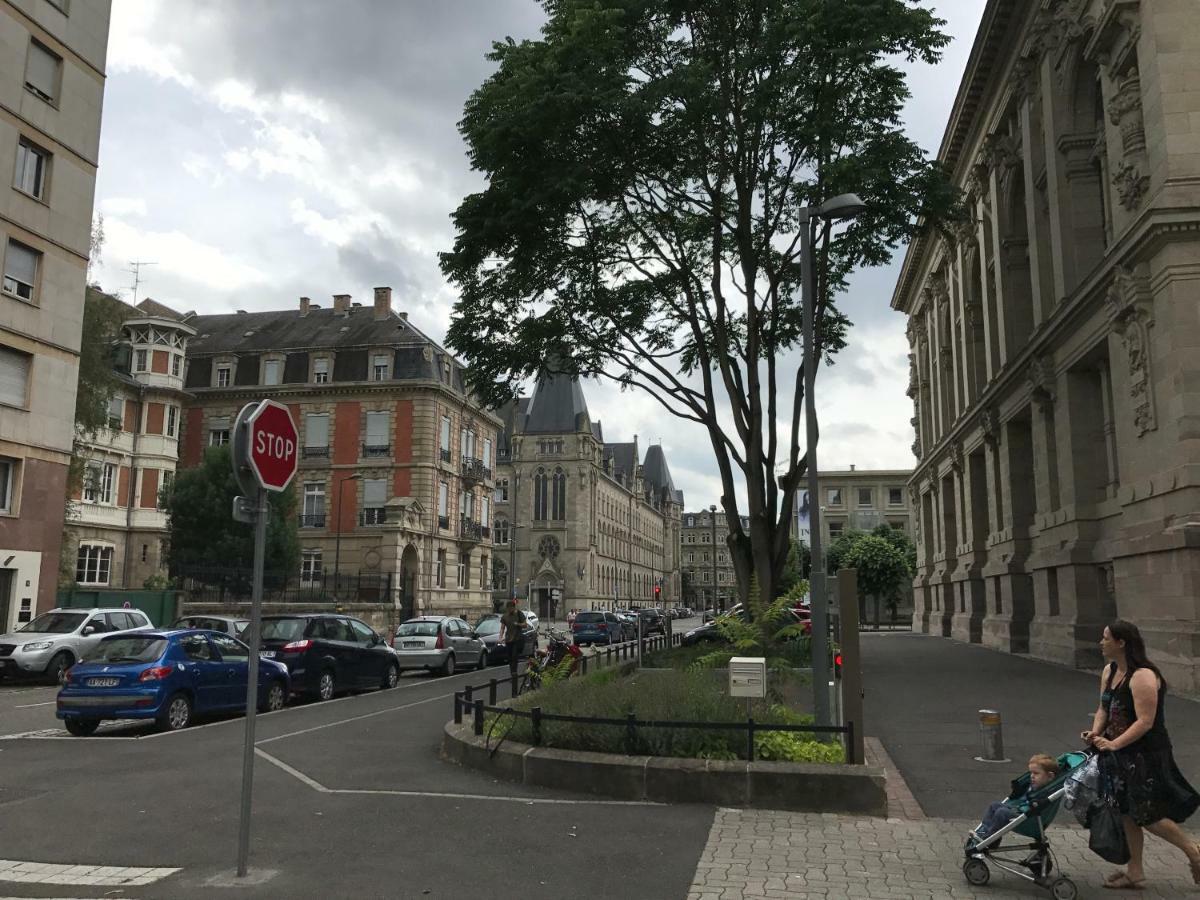 Les Lumieres De La Ville Estrasburgo Exterior foto